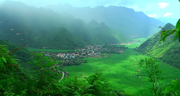 Mai Chau Tours