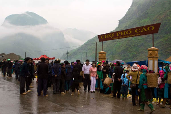 Pho Cao Village