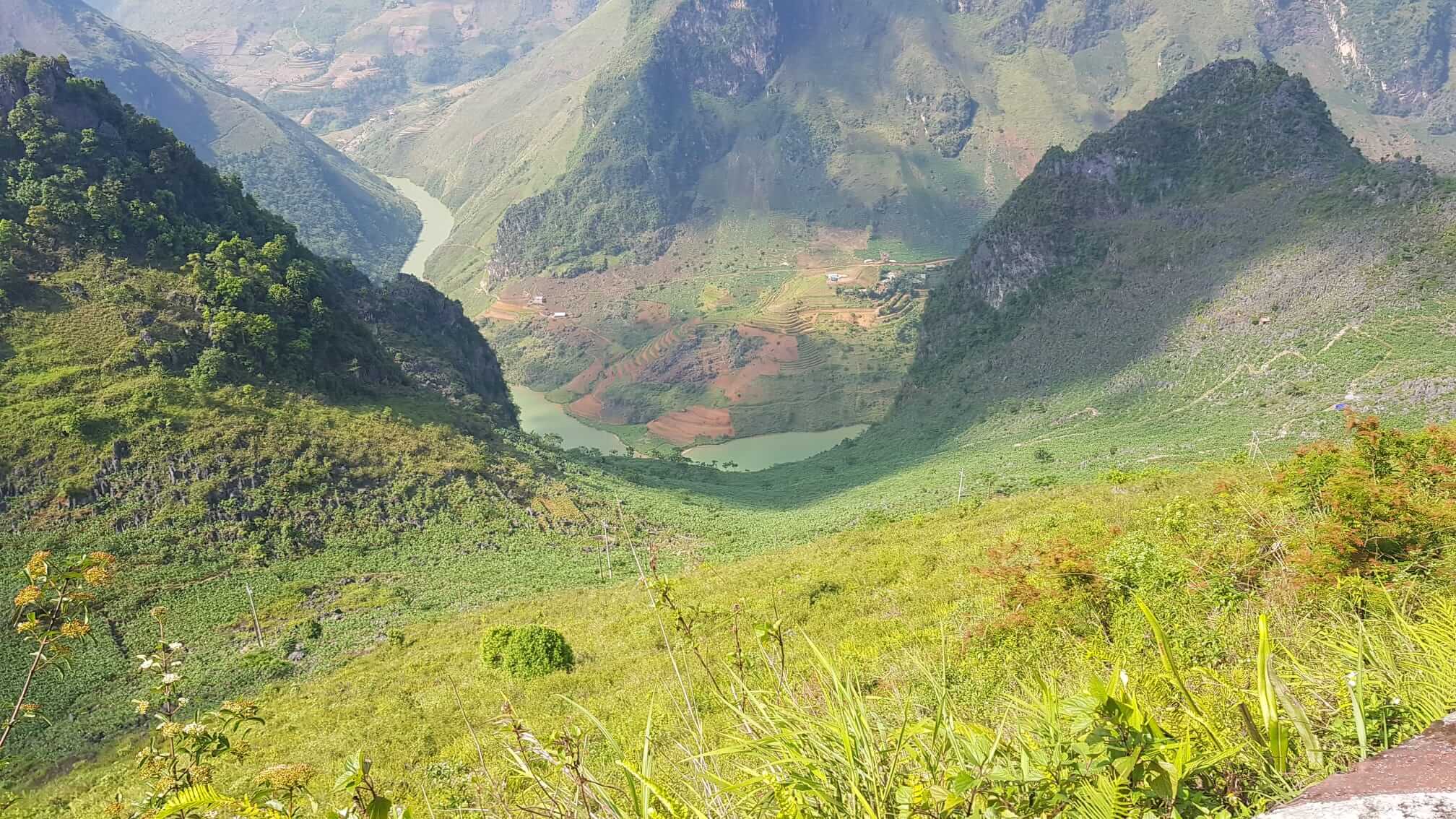 4 Day Motorbike Adventure Tour (Ha Giang Loop)