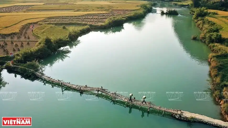 Non Nuoc Cao Bang, a land of amazing landscapes