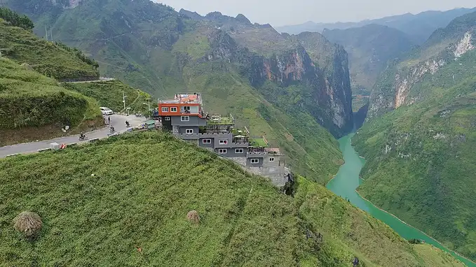 Panorama - Ma Pi Leng pass