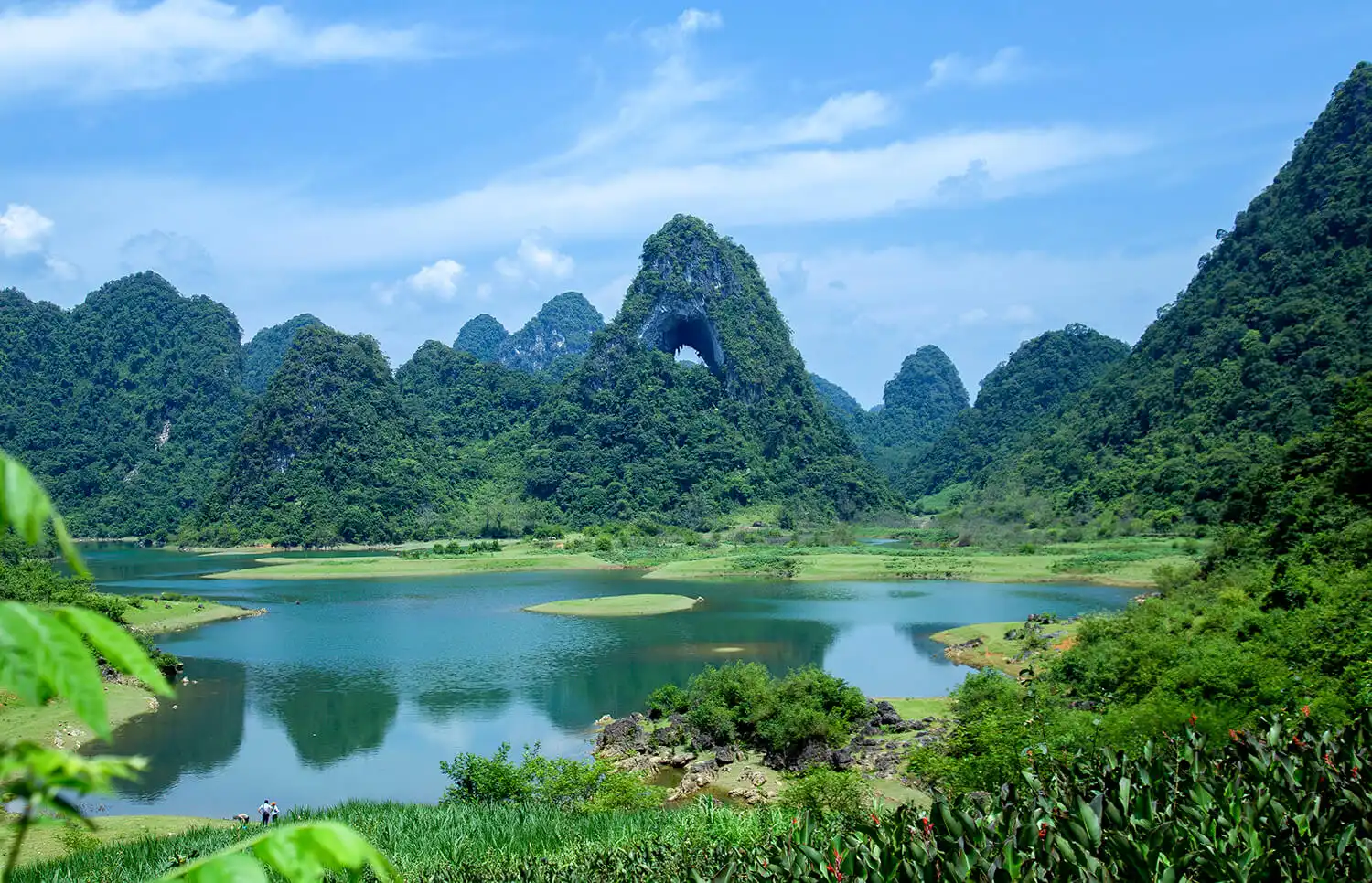 Cao Bang Loop Tour