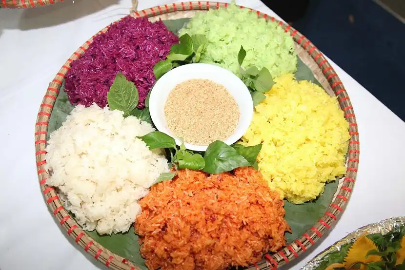Five-color Sticky Rice (Xoi Ngu Sac)